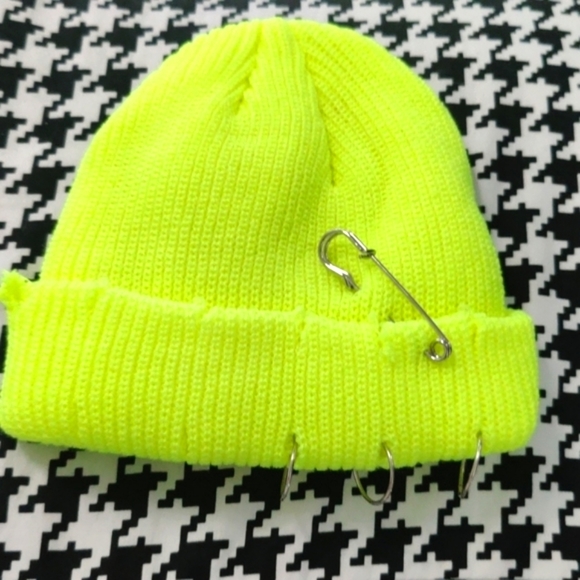 Neon yellow dolls kill punk beanie hat - Picture 2 of 10